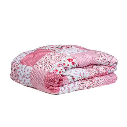 Zelesta Wonderbed Light Patchwork Pink Zacht Dekbed voor op vakantie