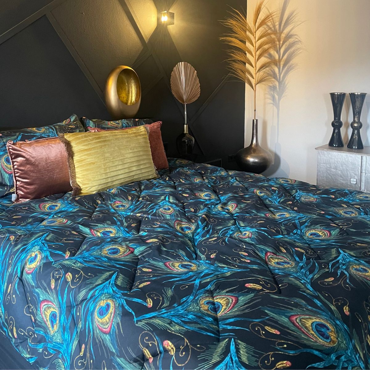 Zelesta Wonderbed Light Peacock Feather dekbed voor de logeerkamer